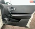 Белый Ниссан Кашкай, объемом двигателя 2 л и пробегом 134 тыс. км за 12000 $, фото 19 на Automoto.ua