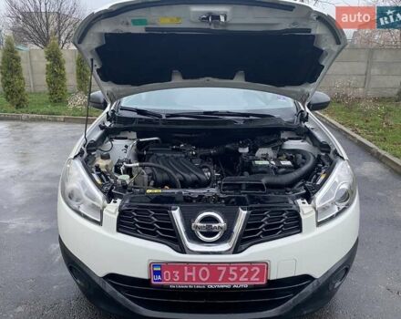 Белый Ниссан Кашкай, объемом двигателя 1.6 л и пробегом 220 тыс. км за 9800 $, фото 30 на Automoto.ua