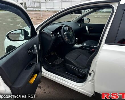 Білий Ніссан Кашкай, об'ємом двигуна 2 л та пробігом 128 тис. км за 11500 $, фото 2 на Automoto.ua