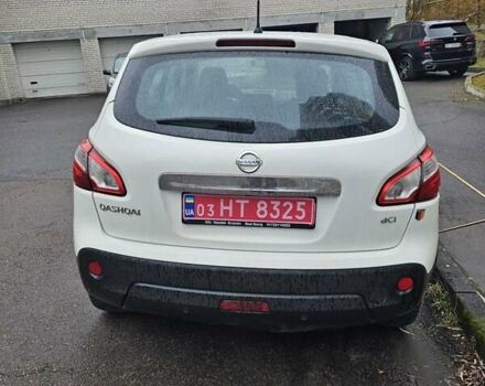 Белый Ниссан Кашкай, объемом двигателя 1.5 л и пробегом 181 тыс. км за 11800 $, фото 3 на Automoto.ua