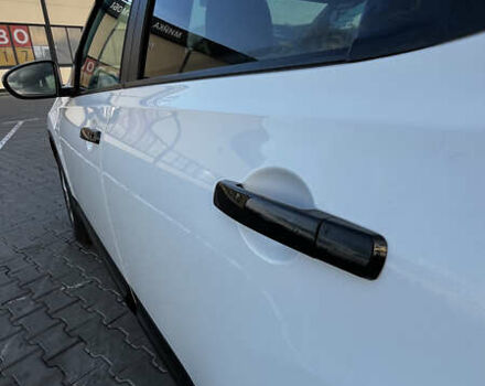 Білий Ніссан Кашкай, об'ємом двигуна 2 л та пробігом 129 тис. км за 13500 $, фото 50 на Automoto.ua