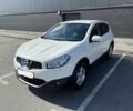 Белый Ниссан Кашкай, объемом двигателя 1.6 л и пробегом 145 тыс. км за 8700 $, фото 2 на Automoto.ua