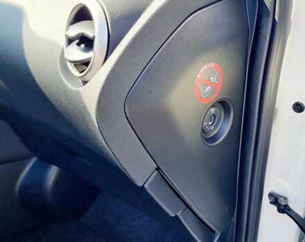 Белый Ниссан Кашкай, объемом двигателя 2 л и пробегом 162 тыс. км за 11899 $, фото 106 на Automoto.ua