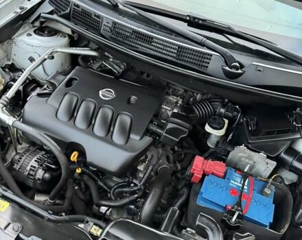 Белый Ниссан Кашкай, объемом двигателя 2 л и пробегом 159 тыс. км за 11200 $, фото 27 на Automoto.ua