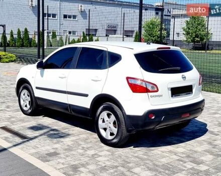 Белый Ниссан Кашкай, объемом двигателя 2 л и пробегом 162 тыс. км за 11899 $, фото 54 на Automoto.ua