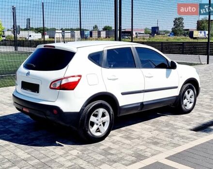 Белый Ниссан Кашкай, объемом двигателя 2 л и пробегом 162 тыс. км за 11899 $, фото 39 на Automoto.ua