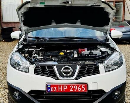 Белый Ниссан Кашкай, объемом двигателя 1.6 л и пробегом 174 тыс. км за 12999 $, фото 60 на Automoto.ua
