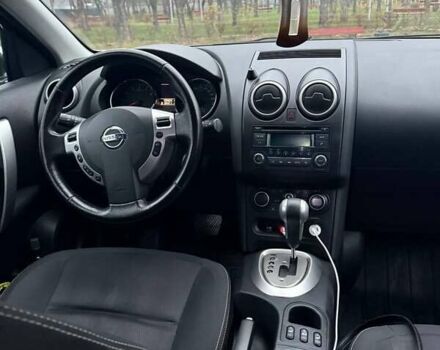 Белый Ниссан Кашкай, объемом двигателя 2 л и пробегом 150 тыс. км за 11500 $, фото 16 на Automoto.ua