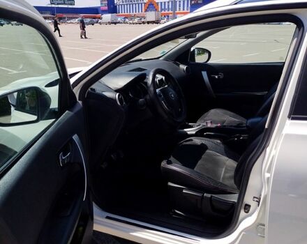 Білий Ніссан Кашкай, об'ємом двигуна 1.5 л та пробігом 256 тис. км за 11600 $, фото 7 на Automoto.ua