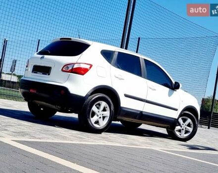 Белый Ниссан Кашкай, объемом двигателя 2 л и пробегом 162 тыс. км за 11899 $, фото 116 на Automoto.ua