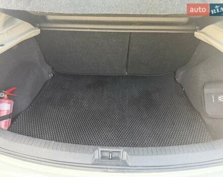 Білий Ніссан Кашкай, об'ємом двигуна 1.46 л та пробігом 237 тис. км за 11111 $, фото 24 на Automoto.ua