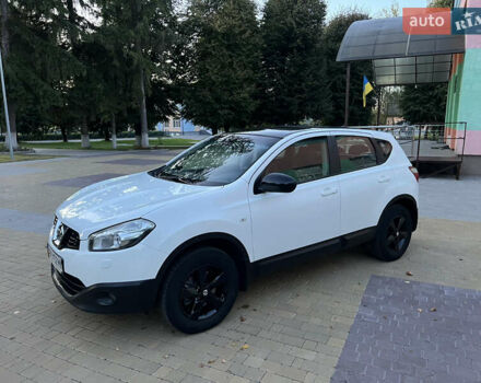Білий Ніссан Кашкай, об'ємом двигуна 1.6 л та пробігом 187 тис. км за 10900 $, фото 12 на Automoto.ua