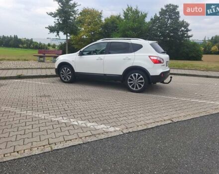 Белый Ниссан Кашкай, объемом двигателя 2 л и пробегом 220 тыс. км за 12999 $, фото 8 на Automoto.ua