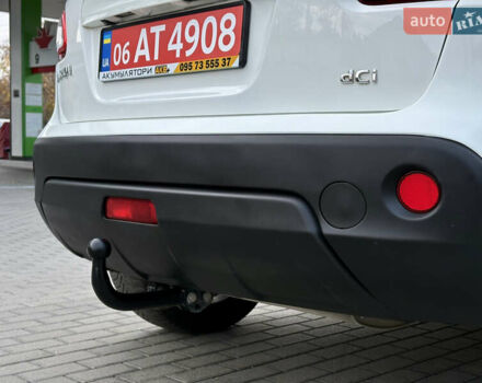 Ниссан Кашкай 2012 в Житомире на Automoto.ua Белый Ниссан Кашкай, объемом двигателя 1.5 л и пробегом 212 тыс. км за 11899 $, фото 20 на Automoto.ua