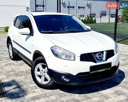 Белый Ниссан Кашкай, объемом двигателя 2 л и пробегом 162 тыс. км за 11899 $, фото 32 на Automoto.ua