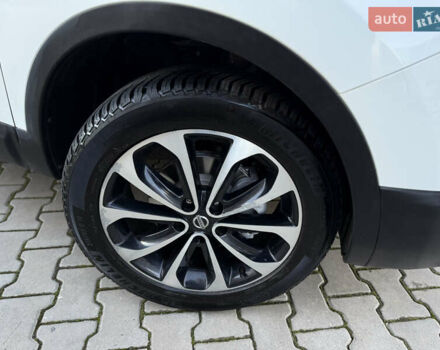 Белый Ниссан Кашкай, объемом двигателя 1.5 л и пробегом 219 тыс. км за 10899 $, фото 55 на Automoto.ua