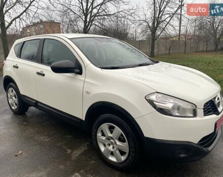 Белый Ниссан Кашкай, объемом двигателя 1.6 л и пробегом 220 тыс. км за 9800 $, фото 15 на Automoto.ua