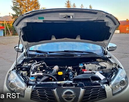 Белый Ниссан Кашкай, объемом двигателя 1.5 л и пробегом 197 тыс. км за 11300 $, фото 9 на Automoto.ua