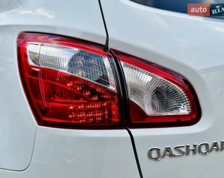 Белый Ниссан Кашкай, объемом двигателя 1.6 л и пробегом 174 тыс. км за 12999 $, фото 24 на Automoto.ua
