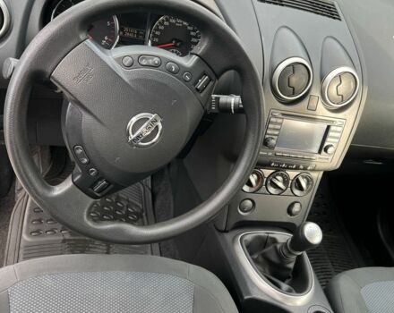 Белый Ниссан Кашкай, объемом двигателя 1.5 л и пробегом 250 тыс. км за 9500 $, фото 5 на Automoto.ua