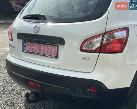 Белый Ниссан Кашкай, объемом двигателя 1.5 л и пробегом 242 тыс. км за 10500 $, фото 11 на Automoto.ua
