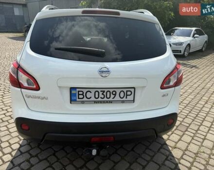 Білий Ніссан Кашкай, об'ємом двигуна 1.46 л та пробігом 237 тис. км за 11111 $, фото 10 на Automoto.ua