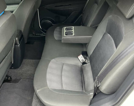 Белый Ниссан Кашкай, объемом двигателя 1.5 л и пробегом 180 тыс. км за 10800 $, фото 17 на Automoto.ua