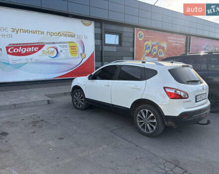 Білий Ніссан Кашкай, об'ємом двигуна 1.6 л та пробігом 156 тис. км за 11500 $, фото 3 на Automoto.ua