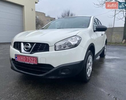 Белый Ниссан Кашкай, объемом двигателя 1.6 л и пробегом 220 тыс. км за 9800 $, фото 35 на Automoto.ua