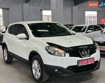Белый Ниссан Кашкай, объемом двигателя 1.6 л и пробегом 160 тыс. км за 11799 $, фото 9 на Automoto.ua