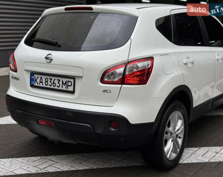 Белый Ниссан Кашкай, объемом двигателя 1.5 л и пробегом 277 тыс. км за 9300 $, фото 13 на Automoto.ua