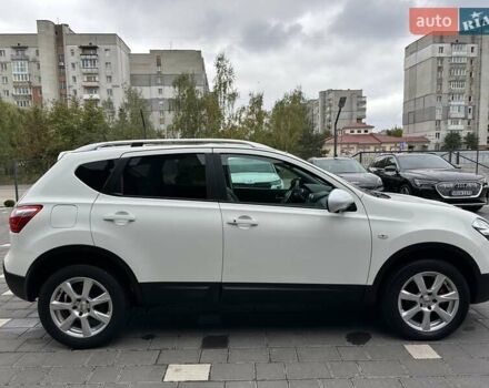Білий Ніссан Кашкай, об'ємом двигуна 2 л та пробігом 195 тис. км за 12250 $, фото 39 на Automoto.ua