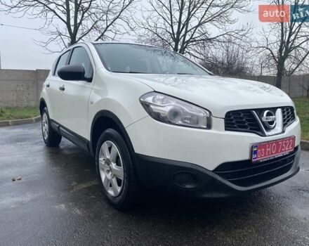 Белый Ниссан Кашкай, объемом двигателя 1.6 л и пробегом 220 тыс. км за 9800 $, фото 33 на Automoto.ua