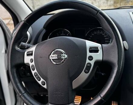 Белый Ниссан Кашкай, объемом двигателя 1.6 л и пробегом 174 тыс. км за 12999 $, фото 111 на Automoto.ua