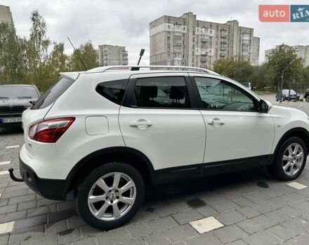 Белый Ниссан Кашкай, объемом двигателя 2 л и пробегом 195 тыс. км за 12250 $, фото 33 на Automoto.ua