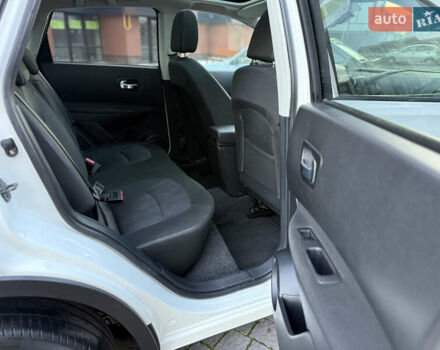 Белый Ниссан Кашкай, объемом двигателя 1.5 л и пробегом 219 тыс. км за 10899 $, фото 41 на Automoto.ua