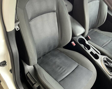 Белый Ниссан Кашкай, объемом двигателя 1.5 л и пробегом 180 тыс. км за 10800 $, фото 15 на Automoto.ua