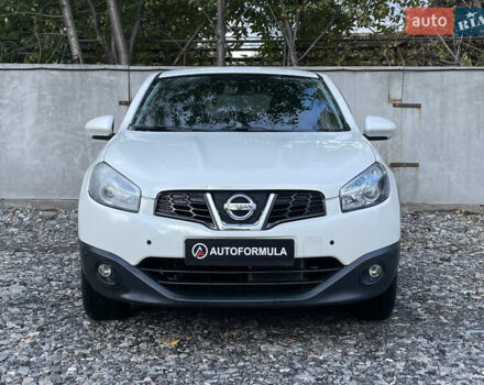 Білий Ніссан Кашкай, об'ємом двигуна 1.6 л та пробігом 156 тис. км за 9990 $, фото 4 на Automoto.ua