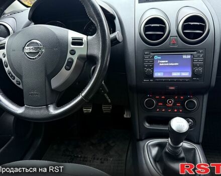 Белый Ниссан Кашкай, объемом двигателя 2 л и пробегом 190 тыс. км за 11700 $, фото 9 на Automoto.ua