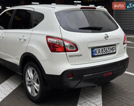 Белый Ниссан Кашкай, объемом двигателя 1.5 л и пробегом 277 тыс. км за 9300 $, фото 12 на Automoto.ua