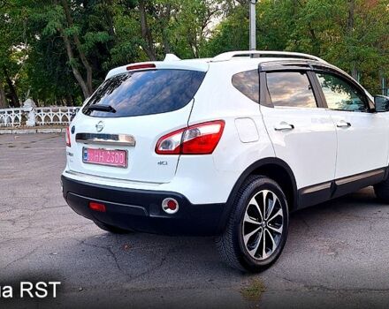 Белый Ниссан Кашкай, объемом двигателя 1.5 л и пробегом 197 тыс. км за 11300 $, фото 4 на Automoto.ua