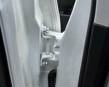 Белый Ниссан Кашкай, объемом двигателя 1.6 л и пробегом 174 тыс. км за 12999 $, фото 90 на Automoto.ua