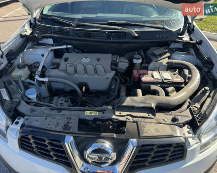 Білий Ніссан Кашкай, об'ємом двигуна 2 л та пробігом 202 тис. км за 11500 $, фото 22 на Automoto.ua