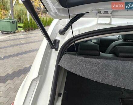 Білий Ніссан Кашкай, об'ємом двигуна 1.6 л та пробігом 210 тис. км за 11700 $, фото 46 на Automoto.ua