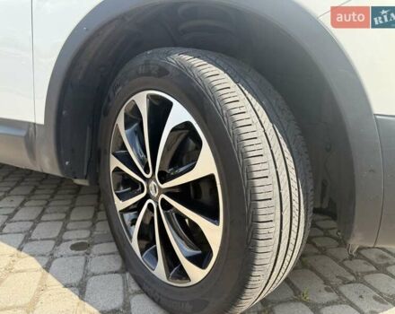 Білий Ніссан Кашкай, об'ємом двигуна 1.46 л та пробігом 237 тис. км за 11111 $, фото 13 на Automoto.ua