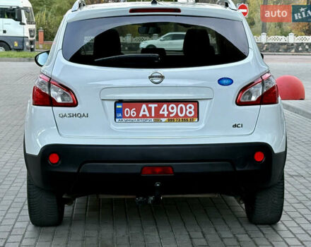 Ниссан Кашкай 2012 в Житомире на Automoto.ua Белый Ниссан Кашкай, объемом двигателя 1.5 л и пробегом 212 тыс. км за 11899 $, фото 23 на Automoto.ua