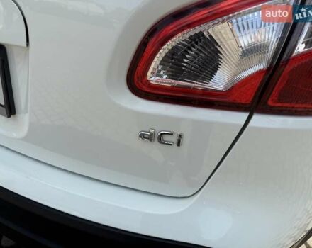 Білий Ніссан Кашкай, об'ємом двигуна 1.46 л та пробігом 237 тис. км за 11111 $, фото 12 на Automoto.ua