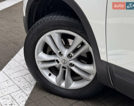 Белый Ниссан Кашкай, объемом двигателя 1.5 л и пробегом 277 тыс. км за 9300 $, фото 15 на Automoto.ua