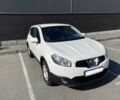 Белый Ниссан Кашкай, объемом двигателя 1.6 л и пробегом 145 тыс. км за 8700 $, фото 1 на Automoto.ua