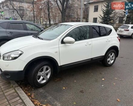 Белый Ниссан Кашкай, объемом двигателя 2 л и пробегом 150 тыс. км за 11500 $, фото 5 на Automoto.ua